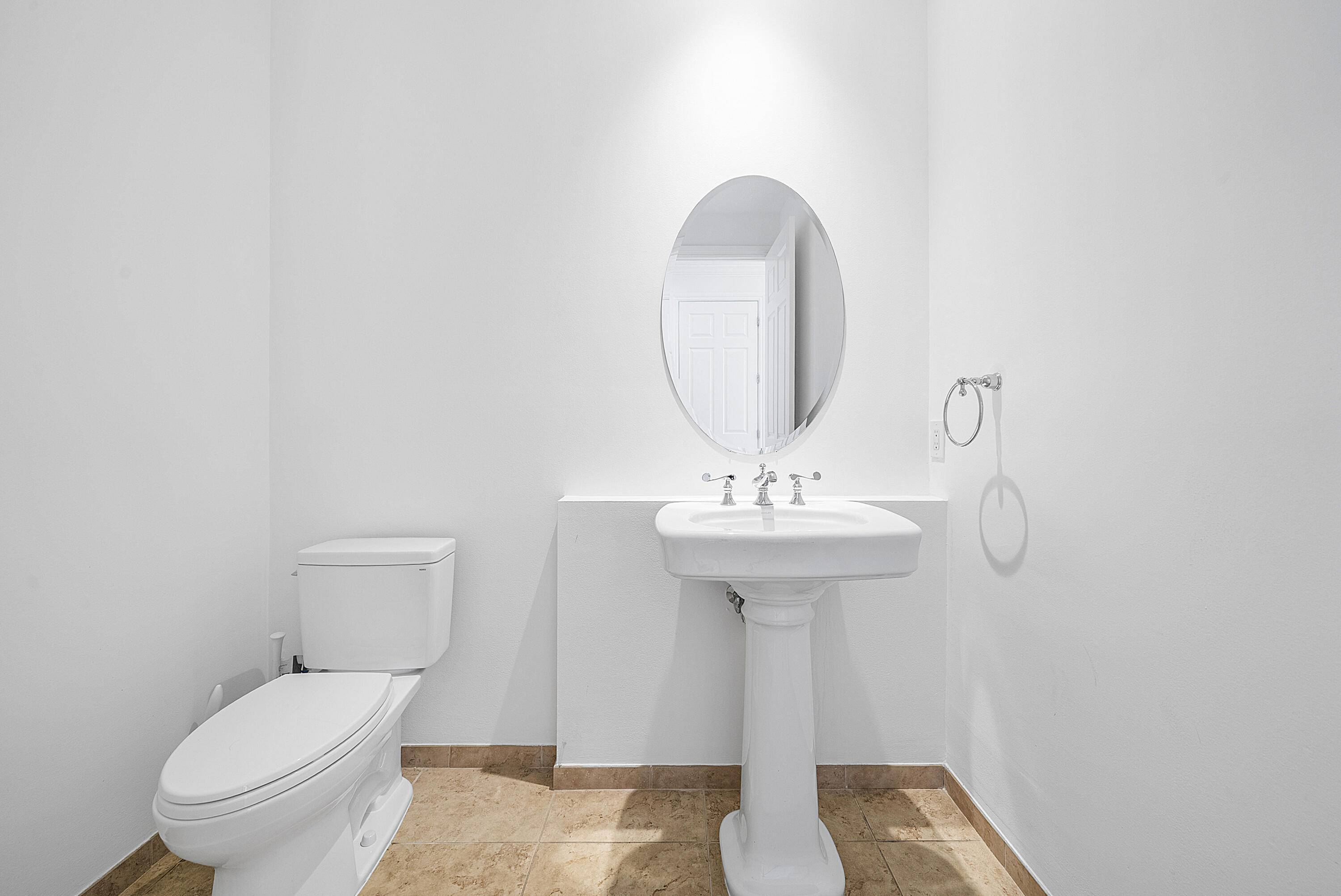 ESTANCIA AT BOYNTON BEACH - Residential Lease