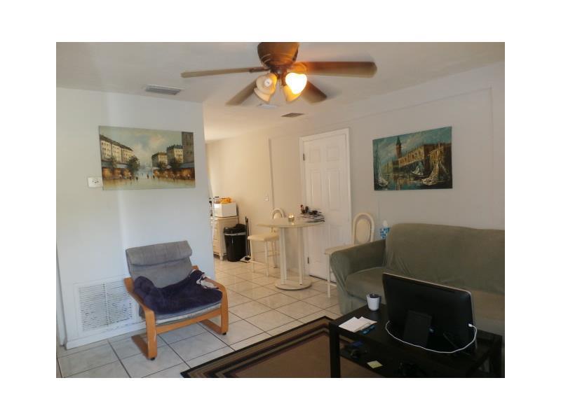 COLLIER MANOR 2ND ADD - Residential