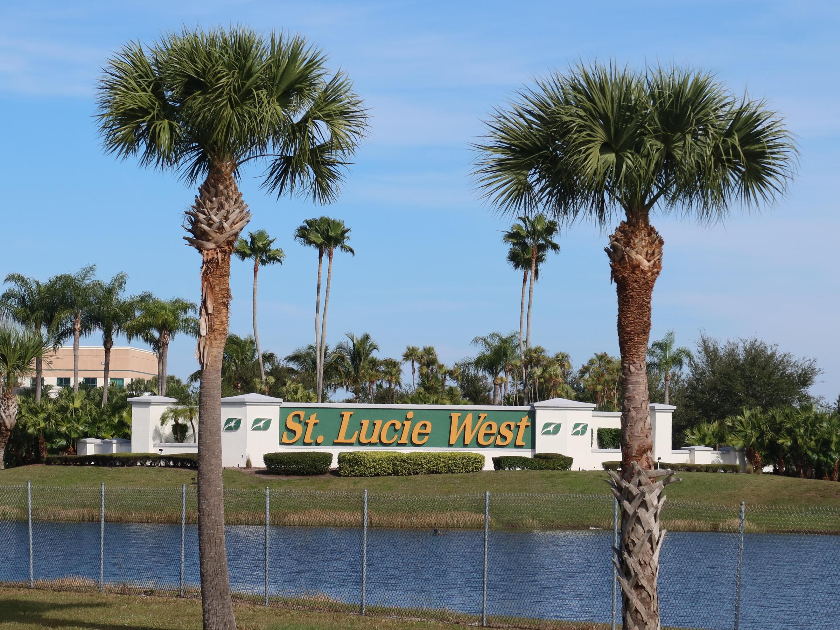 PORT ST LUCIE SECTION 44 - Residential