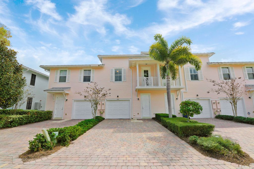Photo of 1431 N Jeaga Drive, Jupiter, FL 33458 (MLS # R10968431)