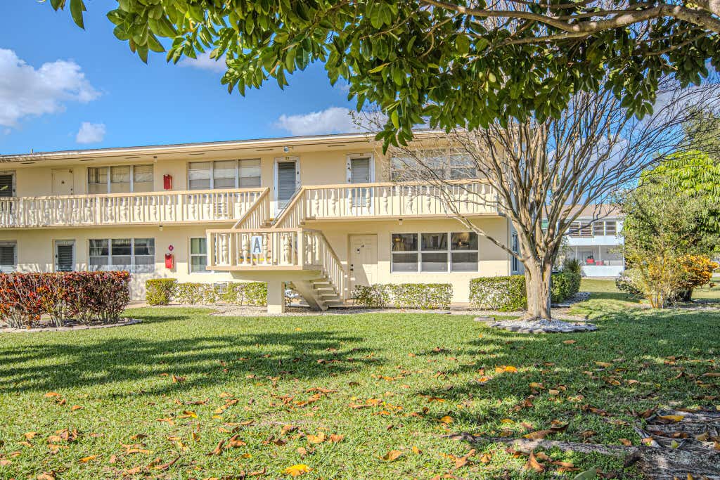 Photo of 13 Northampton A, West Palm Beach, FL 33417 (MLS # B26067825)