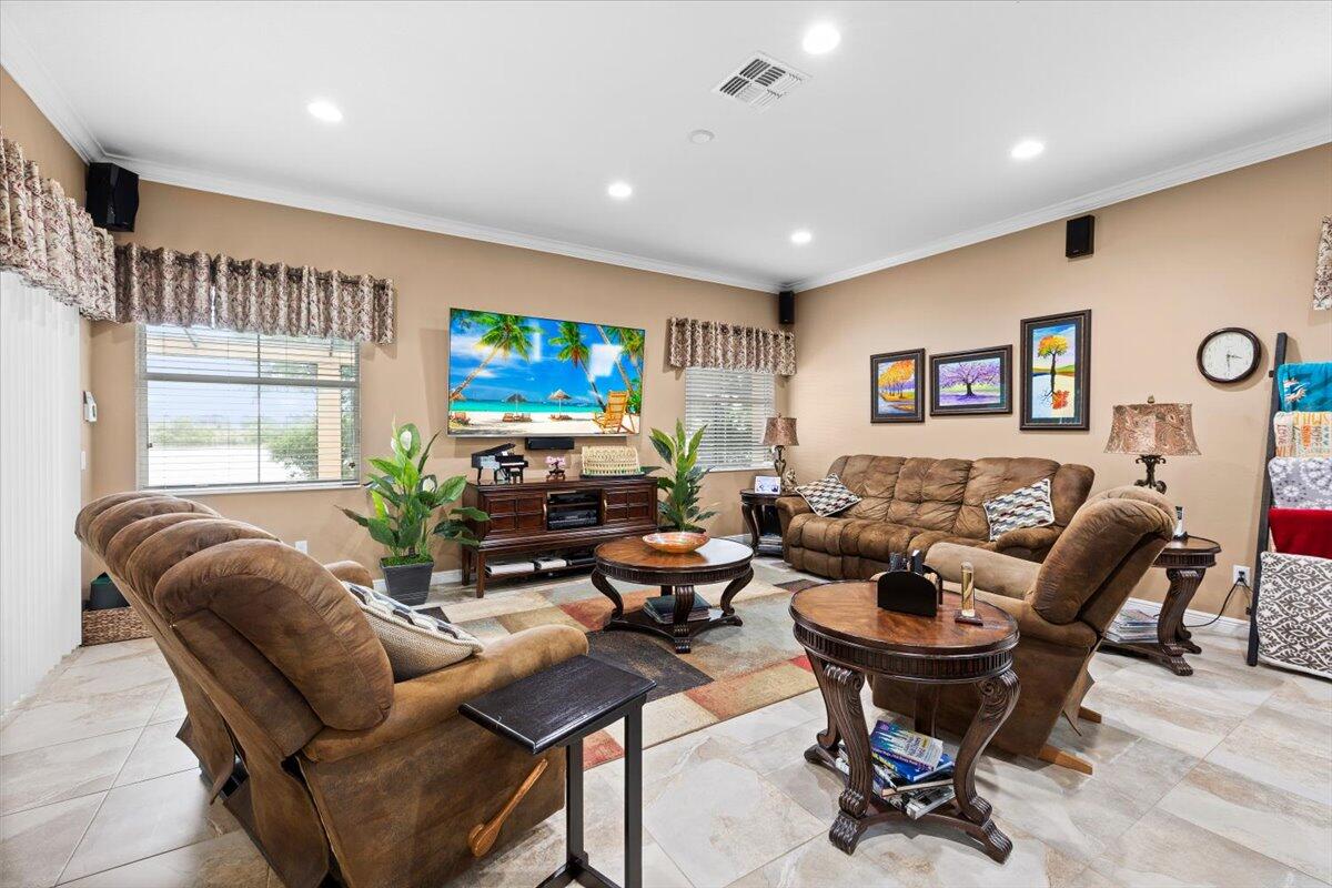 OLYMPIA 2 - Residential