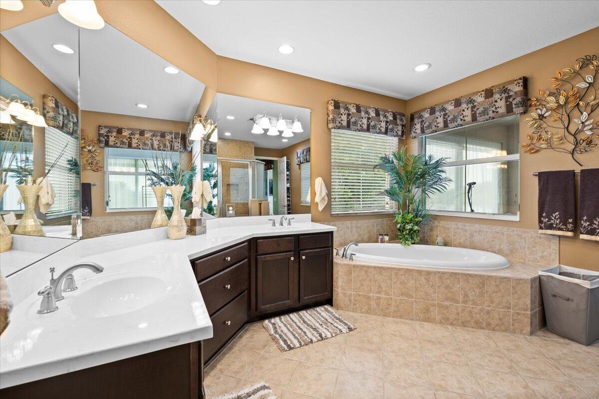 OLYMPIA 2 - Residential