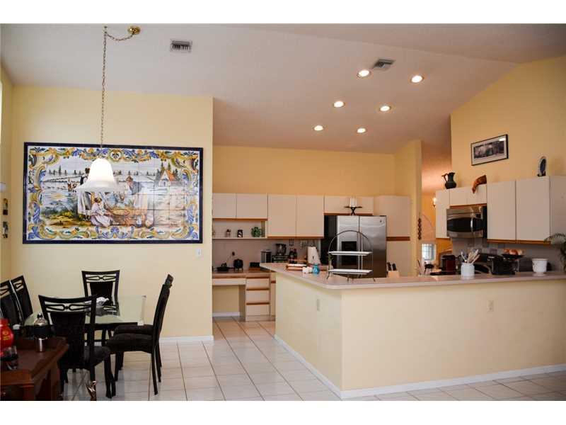 WEST GLEN - Residential Lease