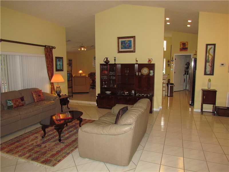 WEST GLEN - Residential Lease