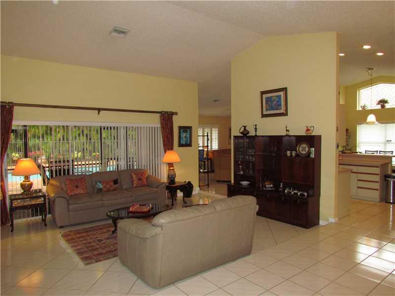 WEST GLEN - Residential Lease