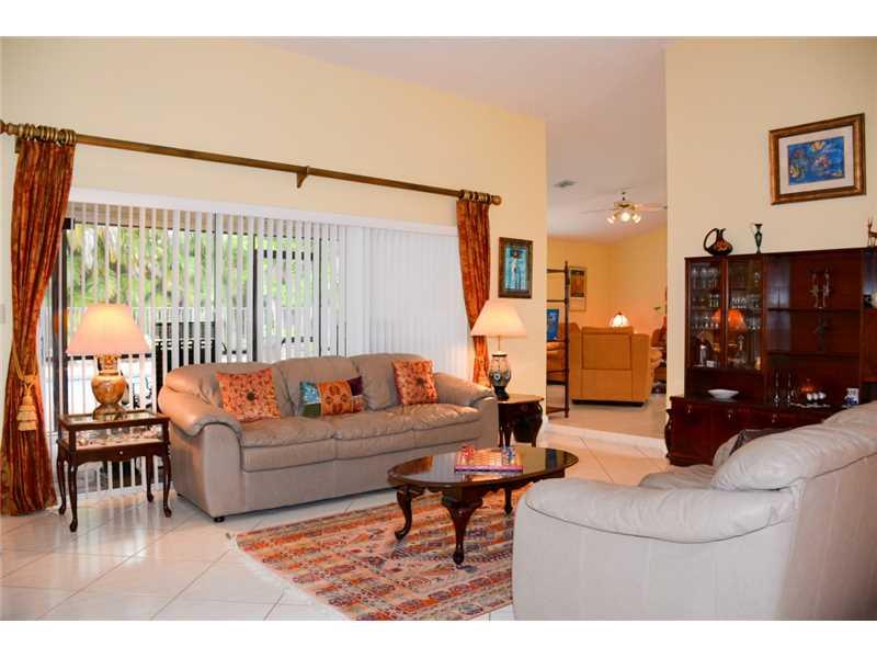 WEST GLEN - Residential Lease