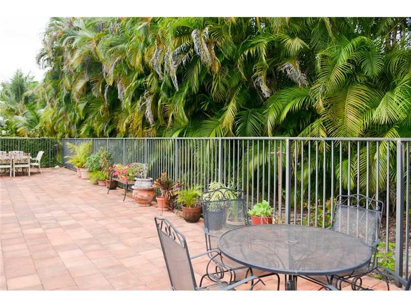 WEST GLEN - Residential Lease