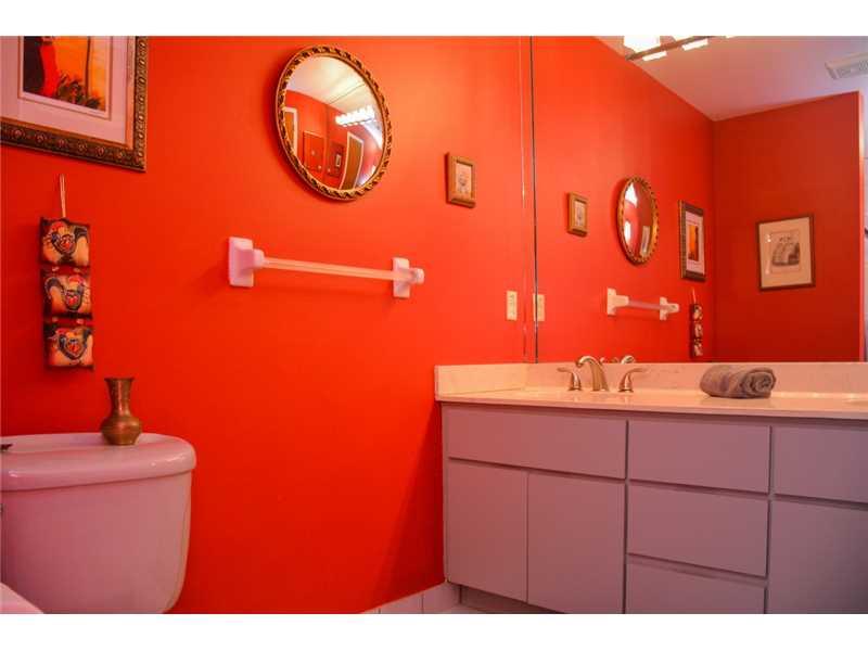 WEST GLEN - Residential Lease