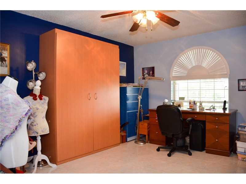 WEST GLEN - Residential Lease