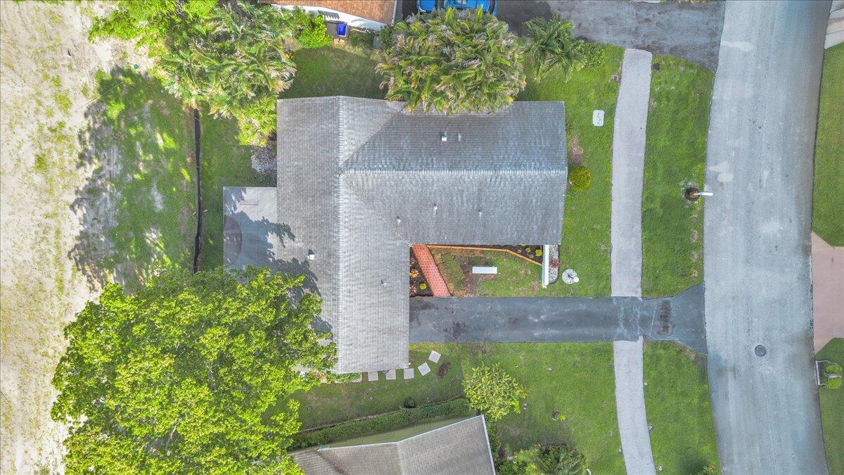 LUCERNE LAKES - Residential