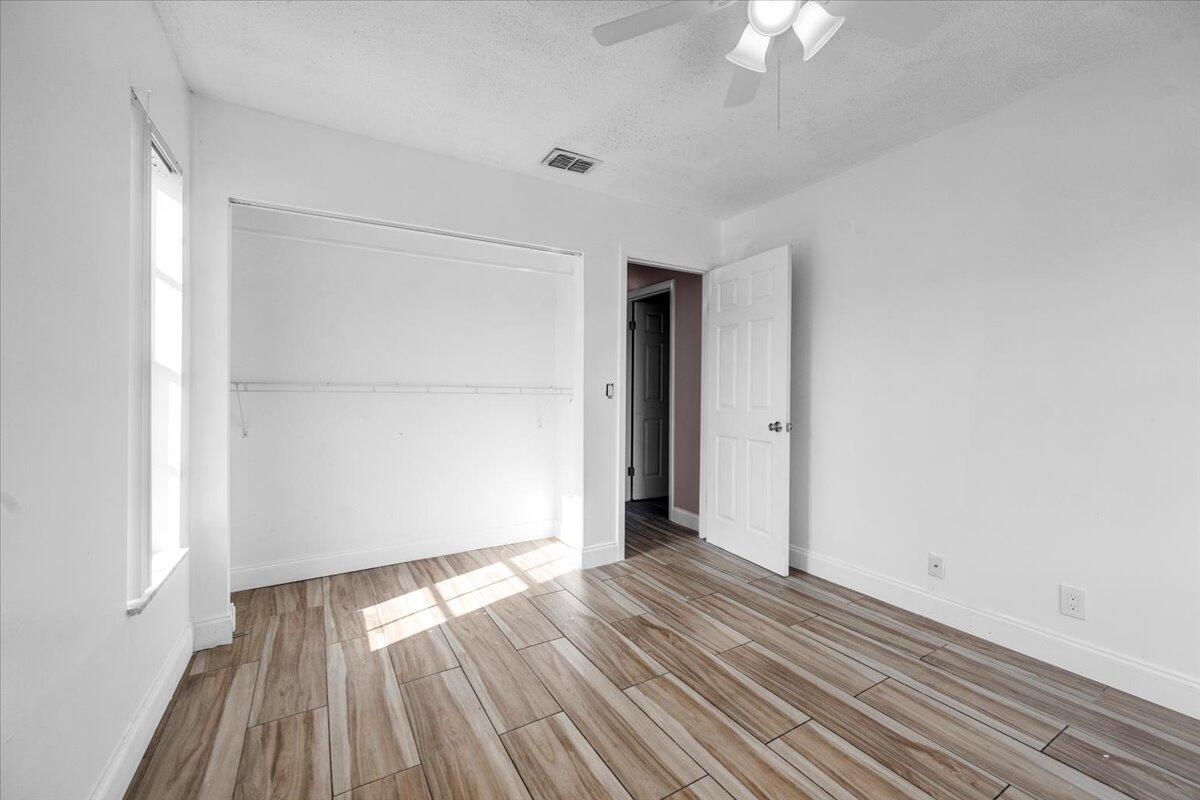 LUCERNE LAKES - Residential