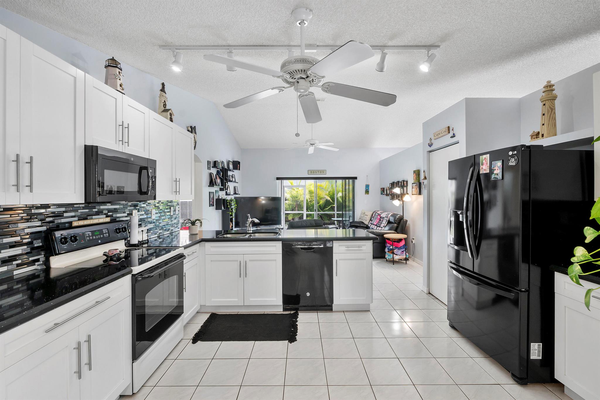 WINSTON PARK SECTION THRE - Residential