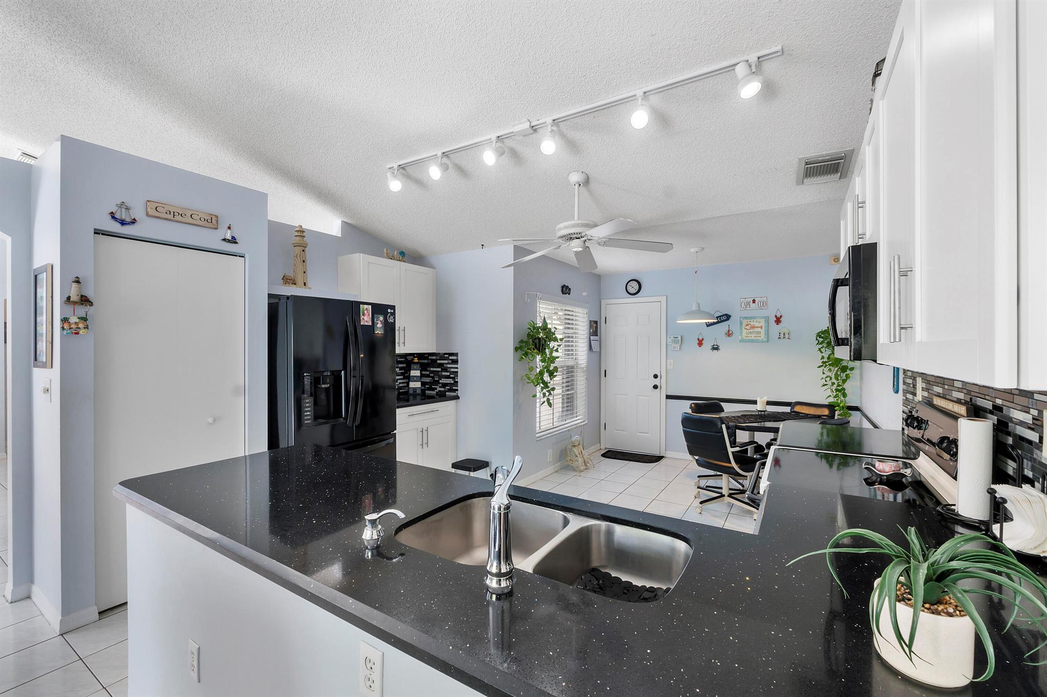 WINSTON PARK SECTION THRE - Residential