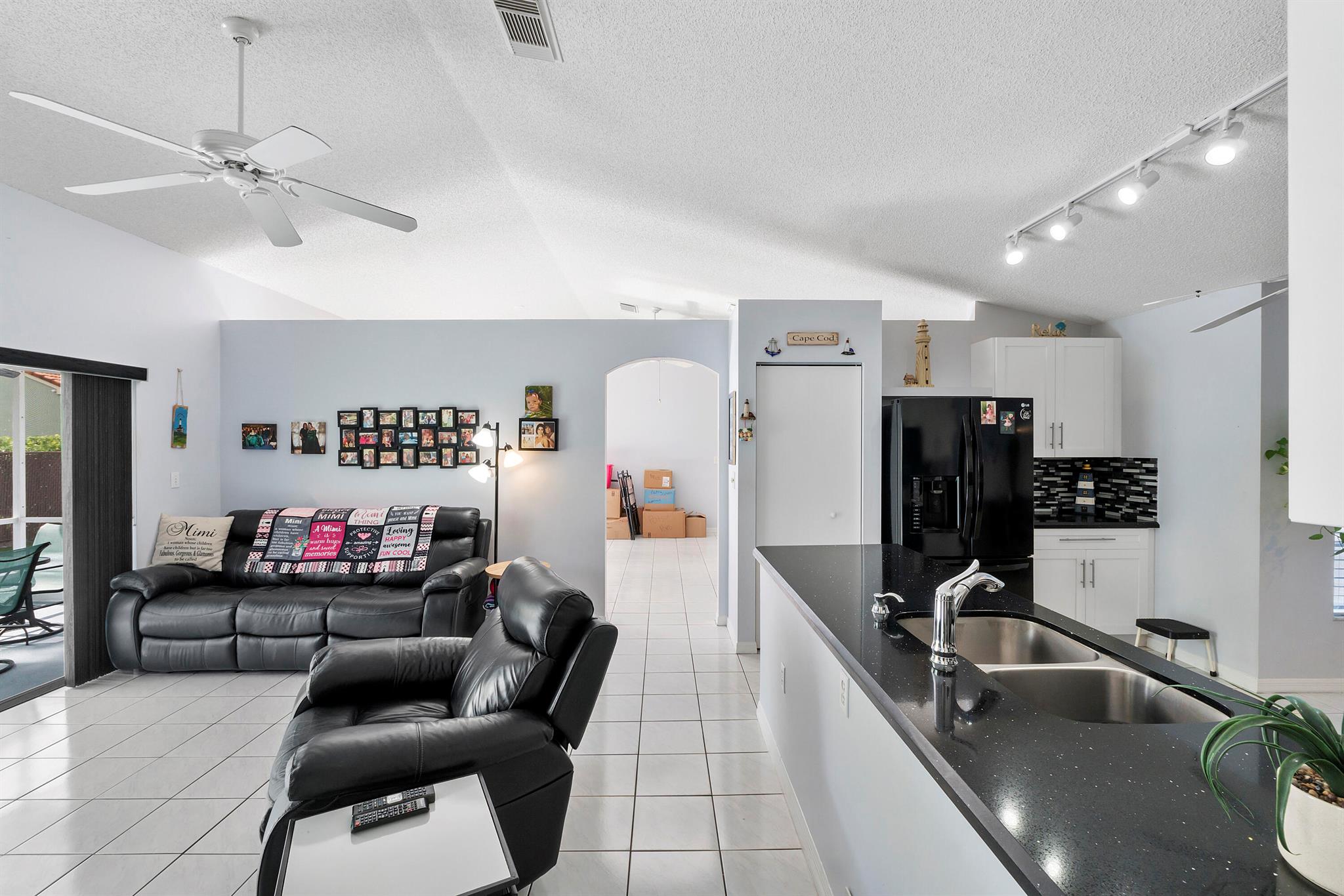 WINSTON PARK SECTION THRE - Residential