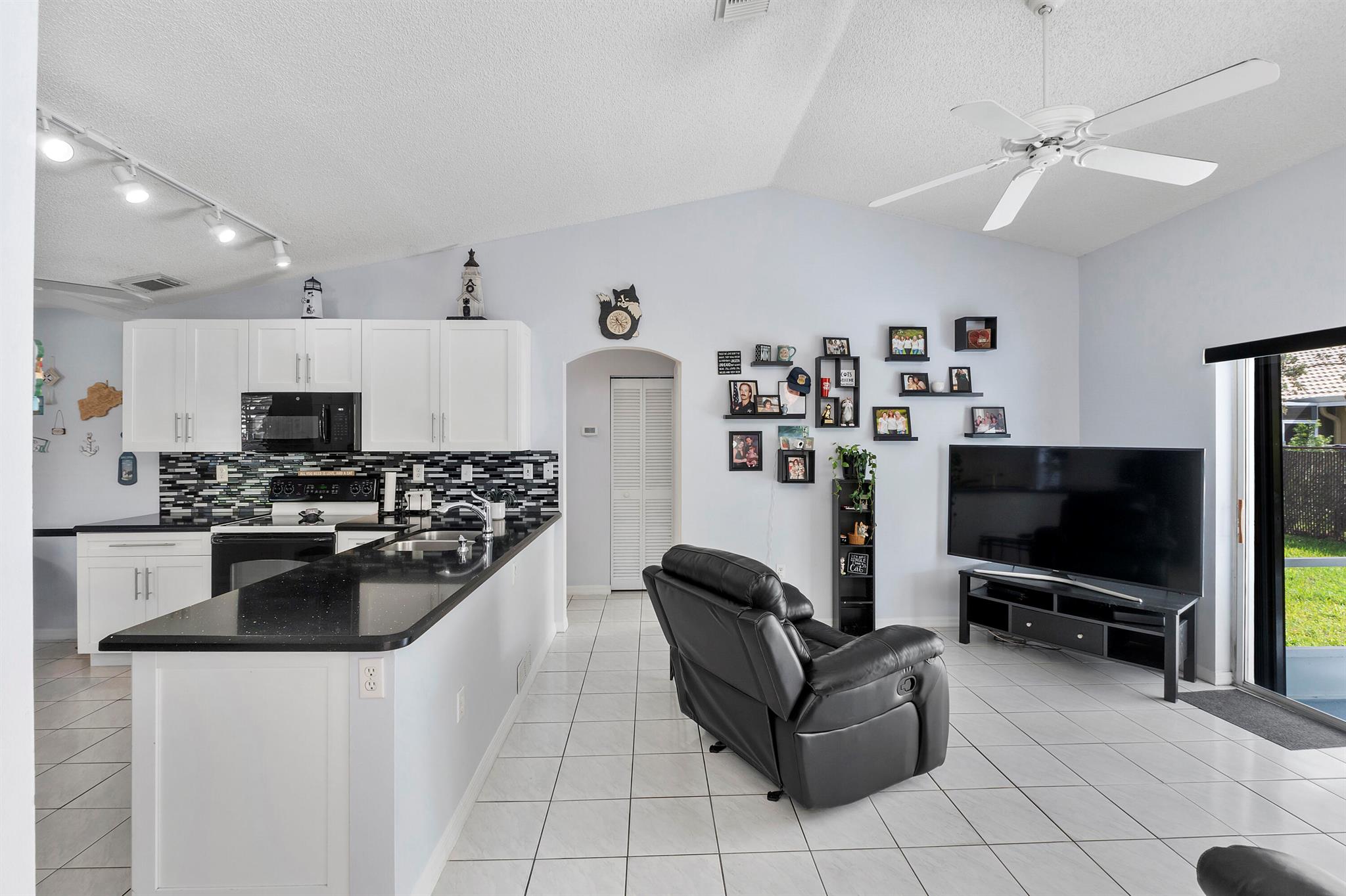 WINSTON PARK SECTION THRE - Residential