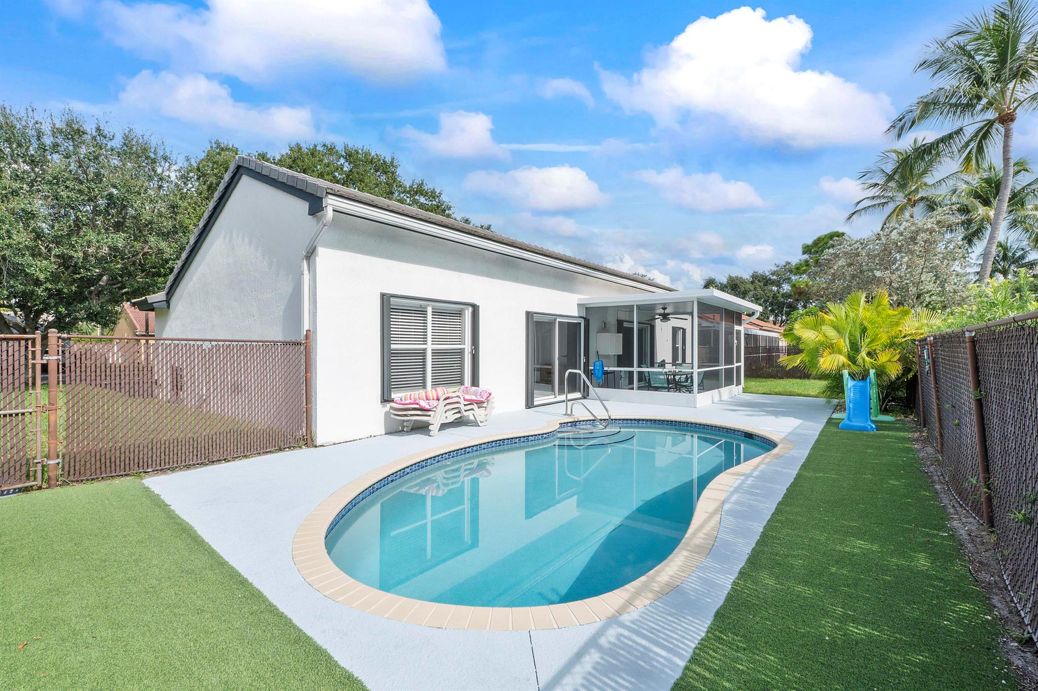 WINSTON PARK SECTION THRE - Residential