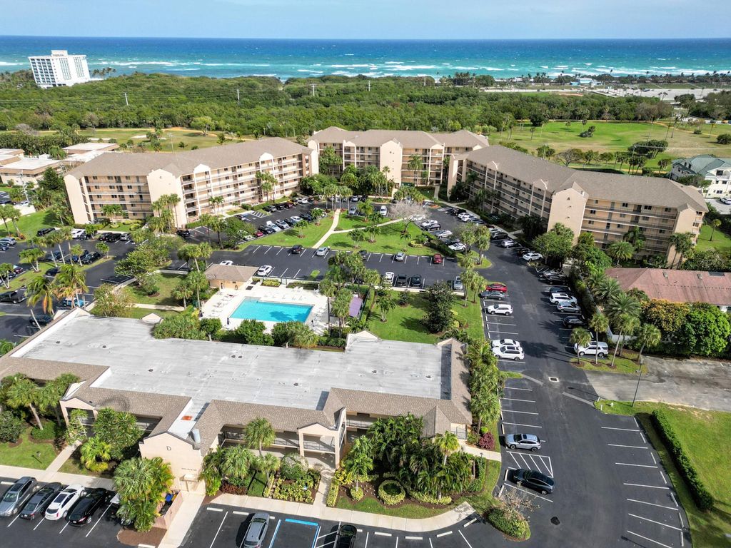 Photo of 275 Palm Avenue #D-205, Jupiter, FL 33477 (MLS # R10950691)