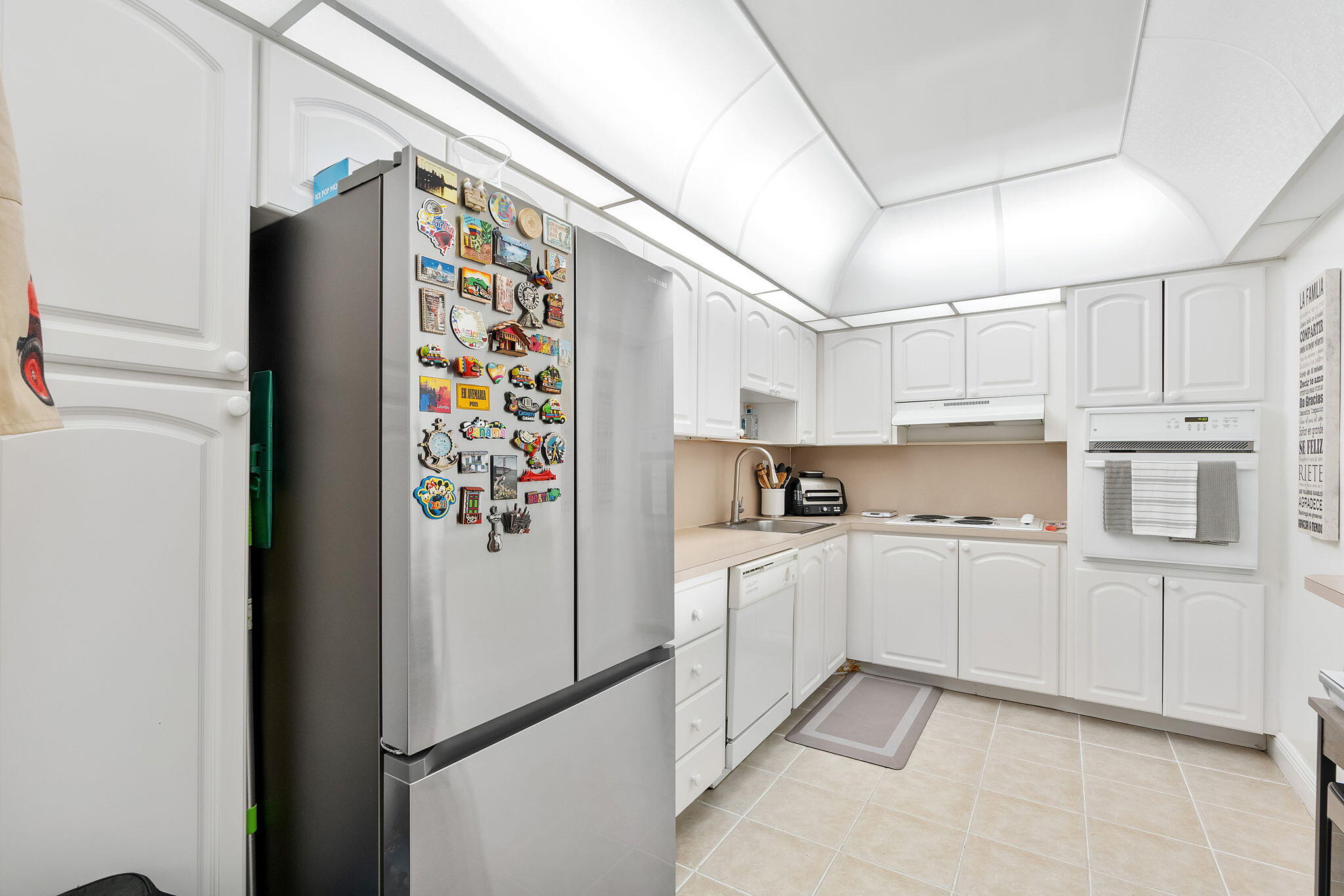 OCEANVIEW BUILDING B CONDO - Residential