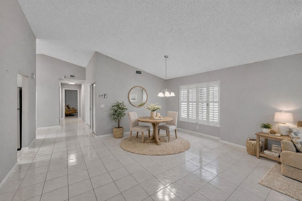 Photo of 4764 Boxwood Circle, Boynton Beach, FL 33436 (MLS # B26000915)