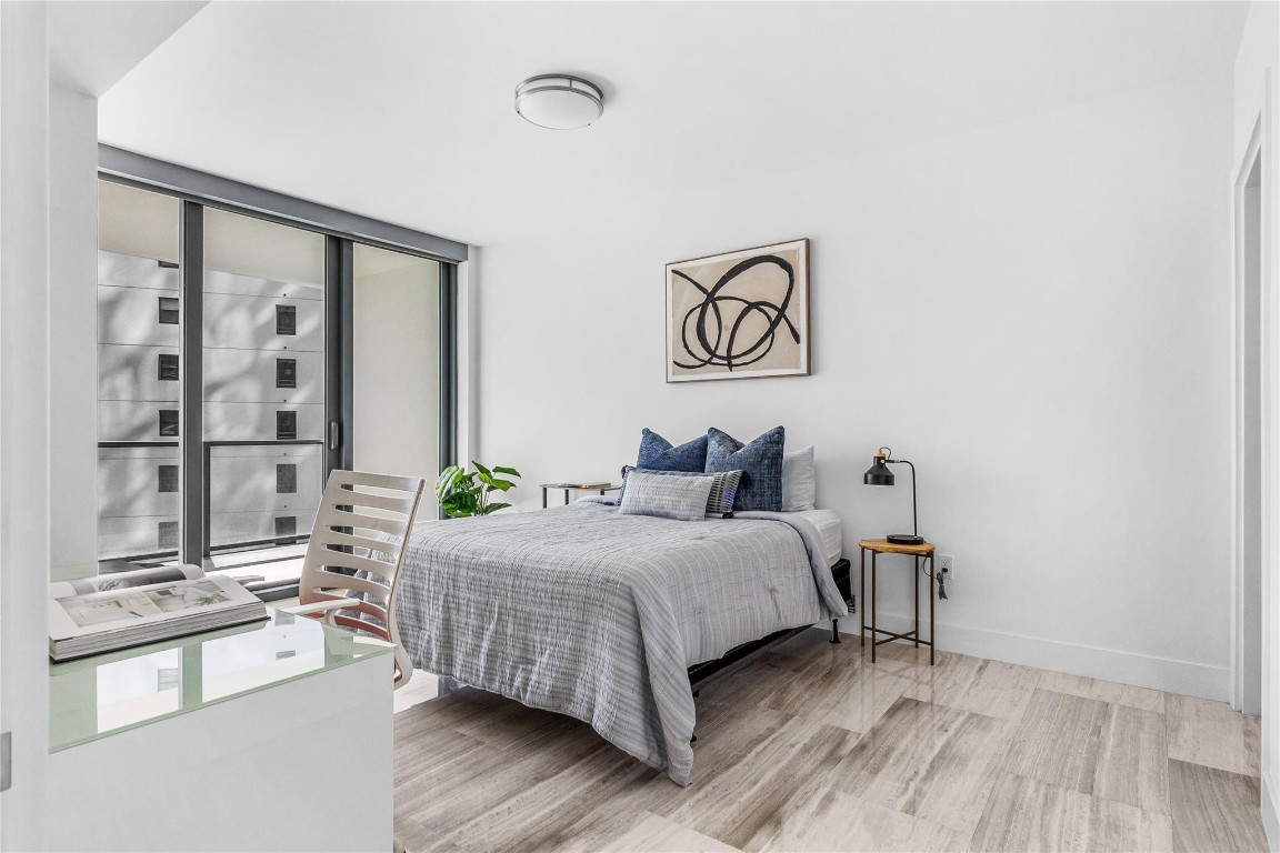 ECHO BRICKELL - Residential