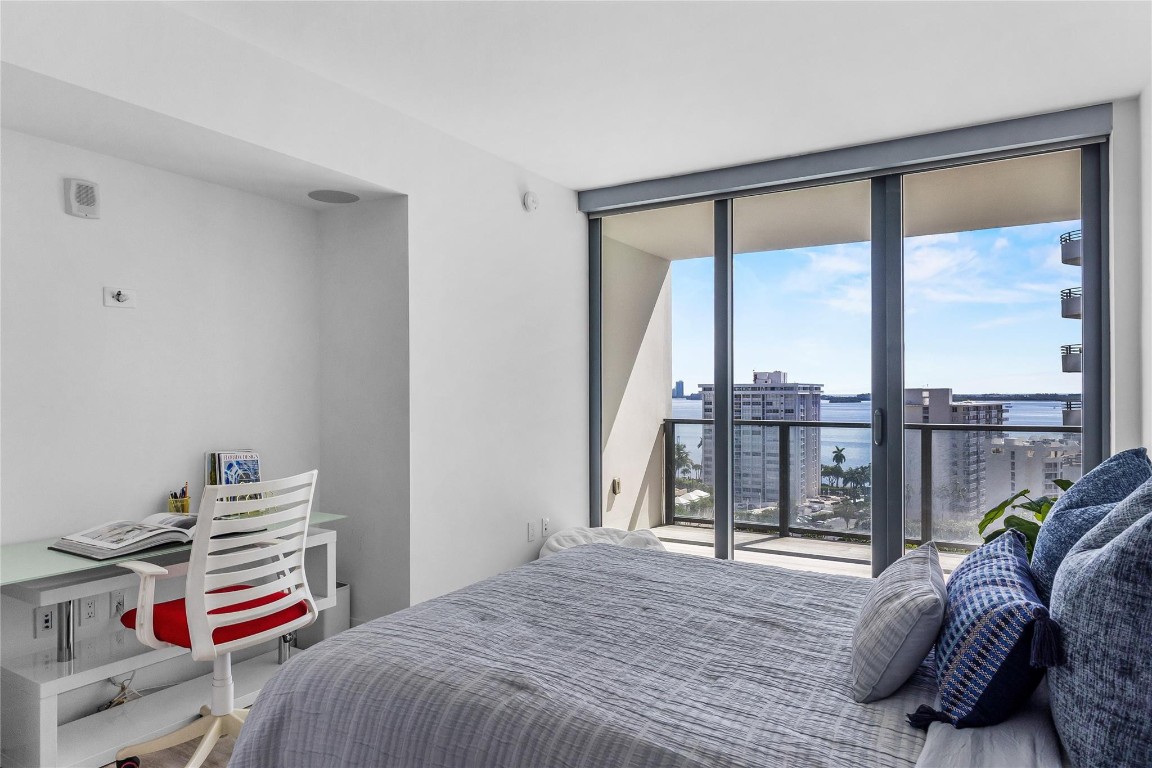 ECHO BRICKELL - Residential