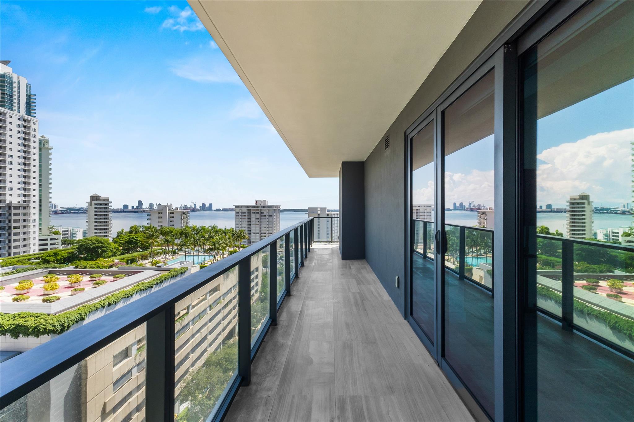 ECHO BRICKELL - Residential
