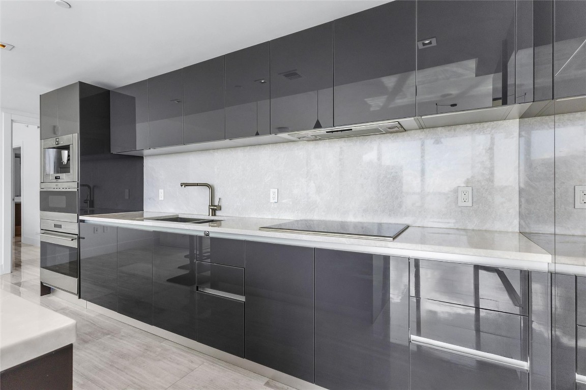 ECHO BRICKELL - Residential