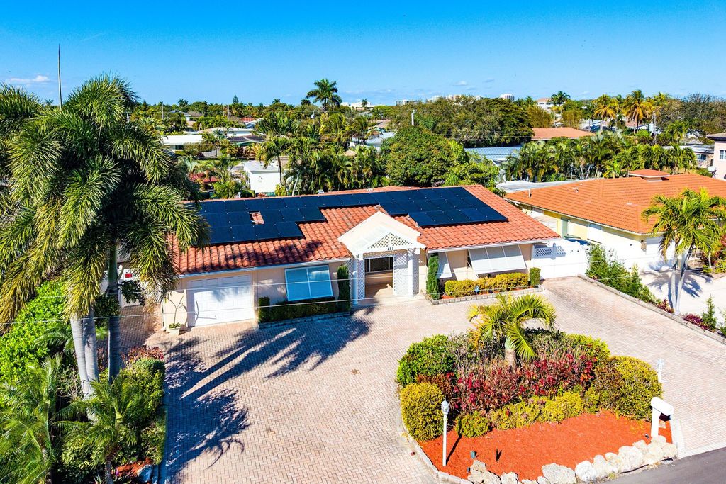 Photo of 451 NE 25th Terrace, Boca Raton, FL 33431 (MLS # R11162113)