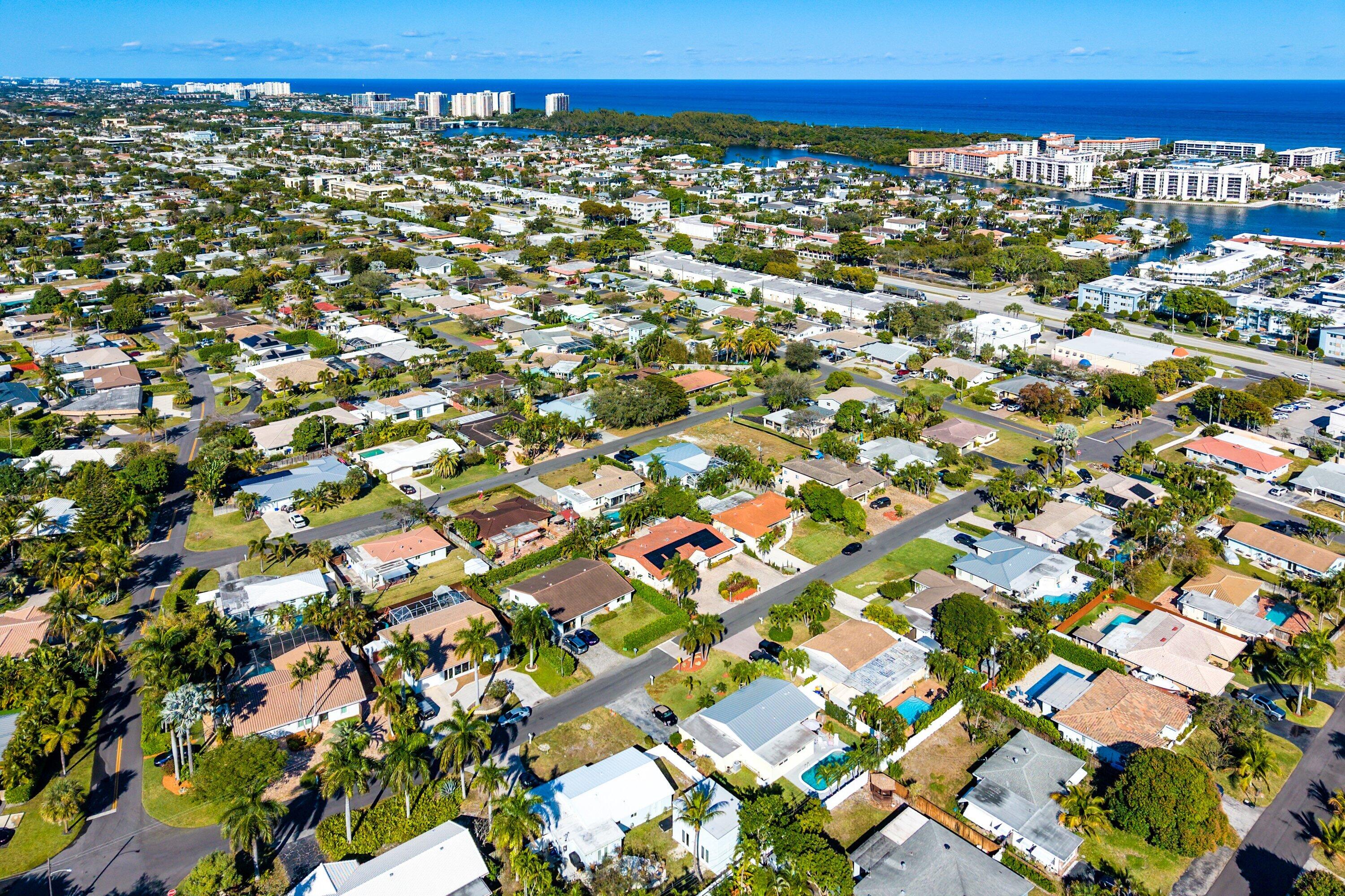 BOCA WOODS - Residential