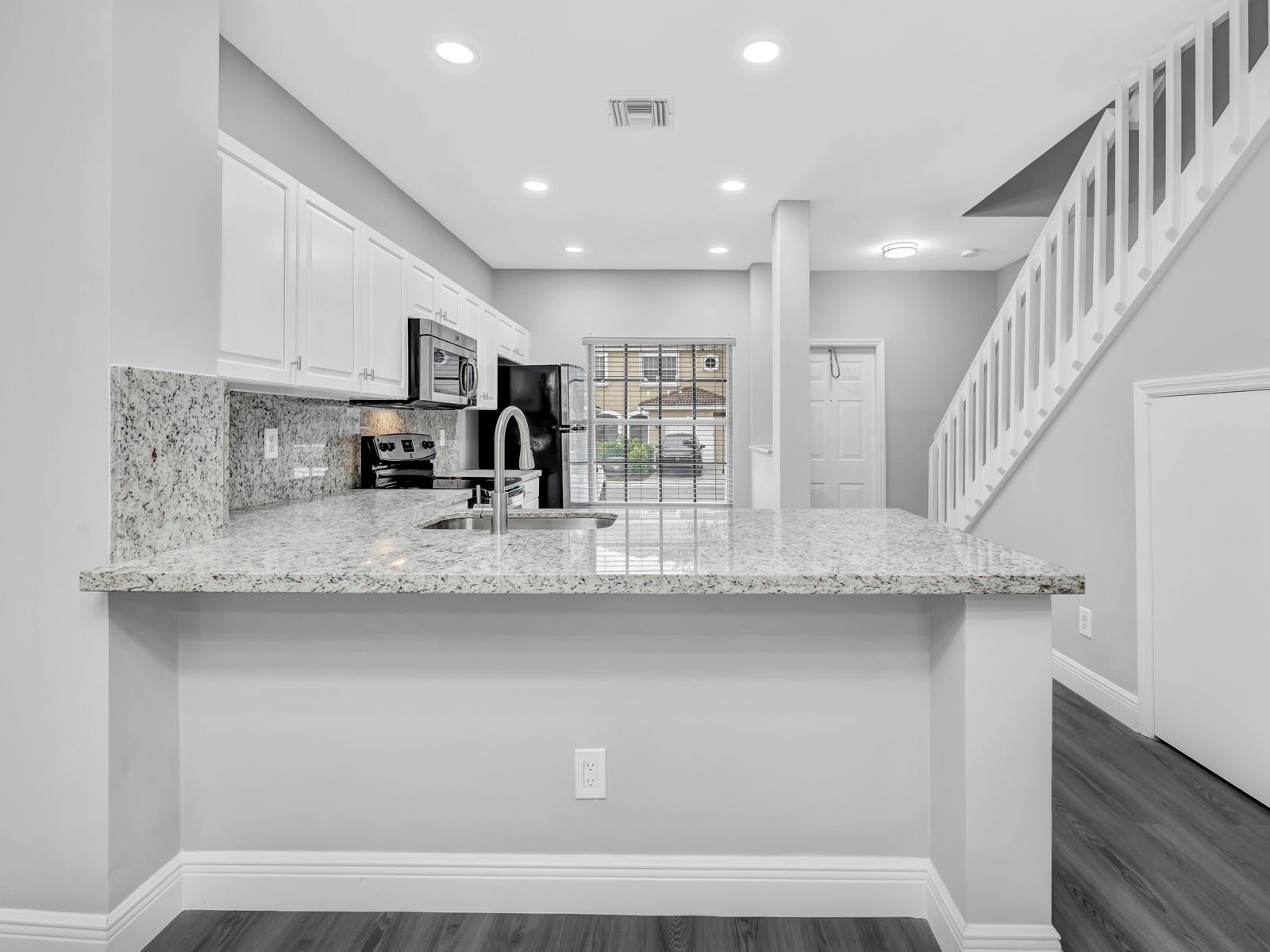 PELICAN POINTE - Residential Lease