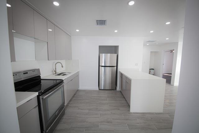 6131 Coral Way