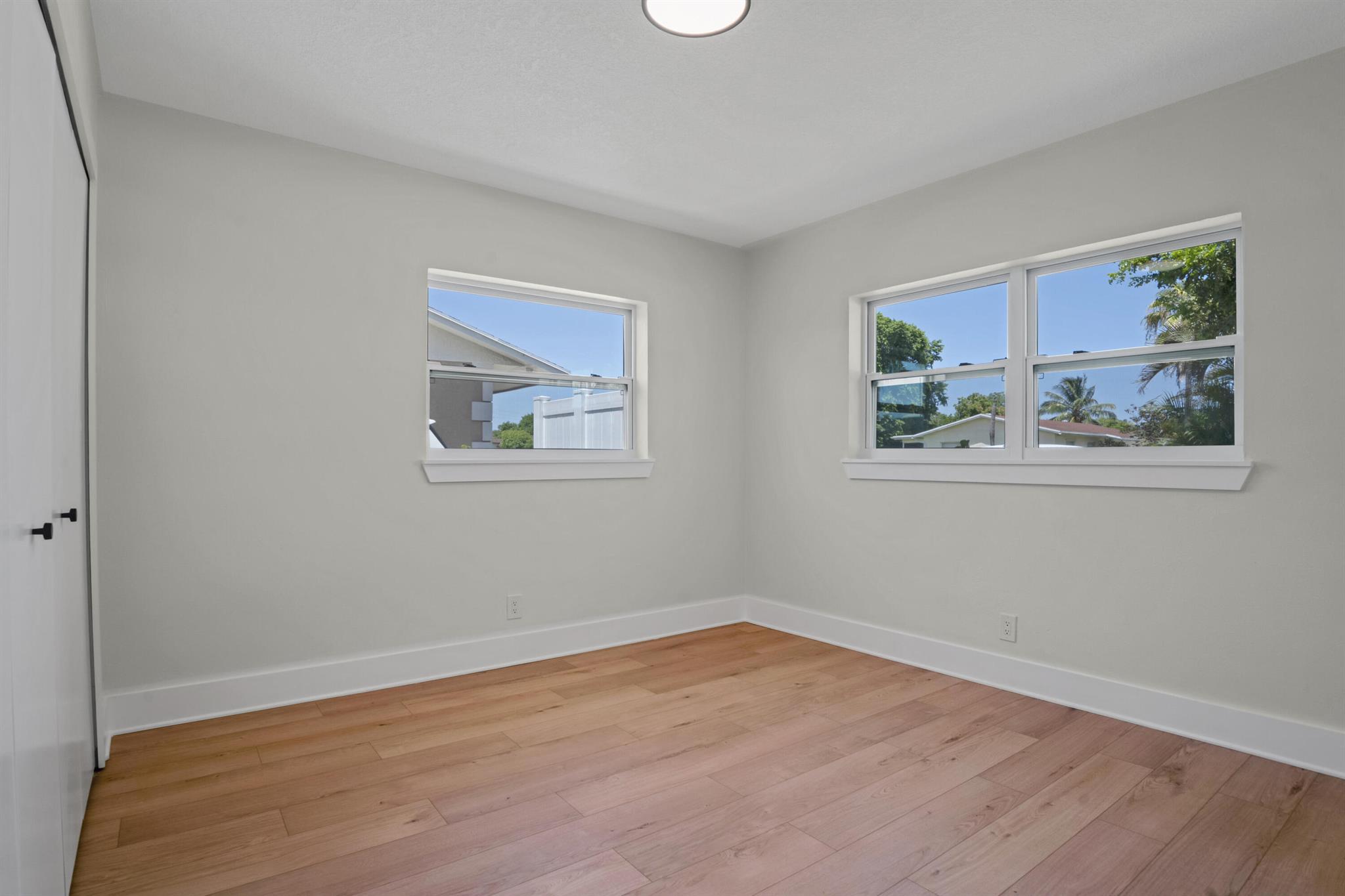 DELRAY SHORES FIRST ADD - Residential