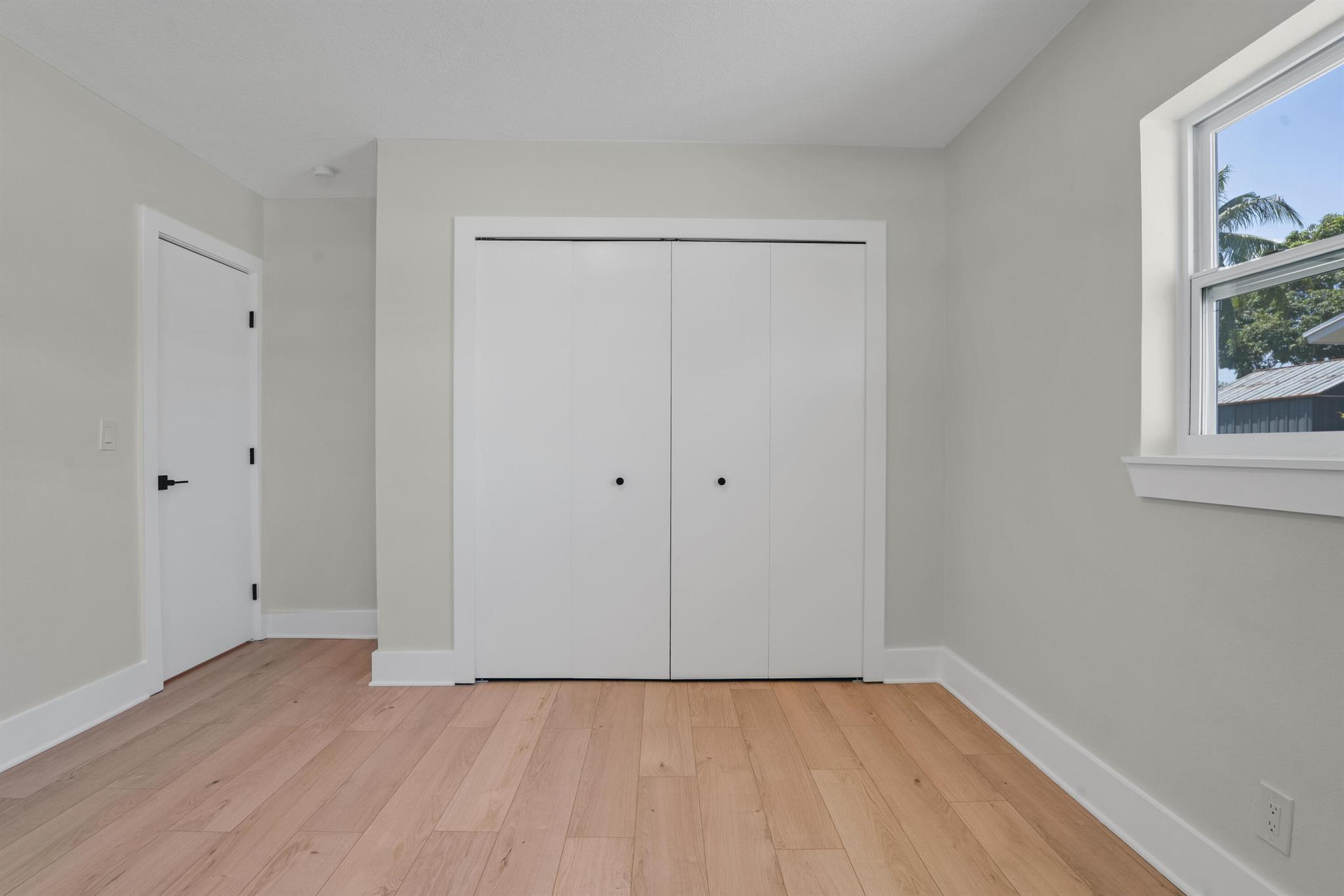 DELRAY SHORES FIRST ADD - Residential