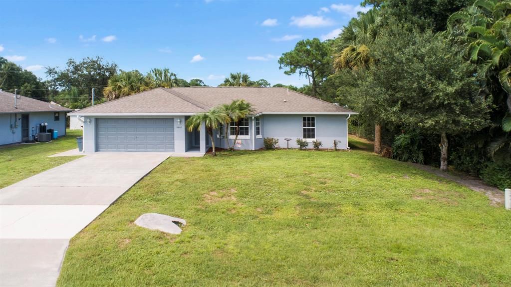 Photo of 6602 Kenwood Road, Fort Pierce, FL 34951 (MLS # R10745449)