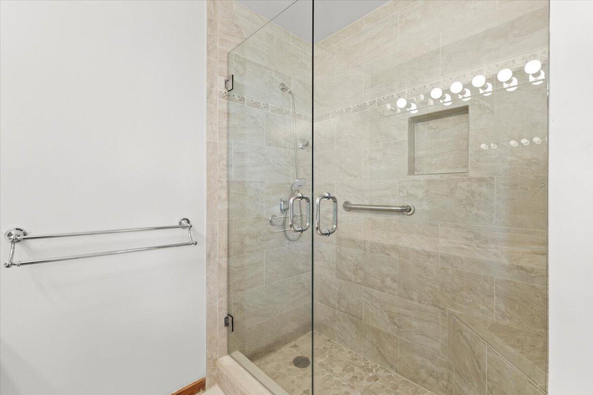 Acreage & Unrec - Residential