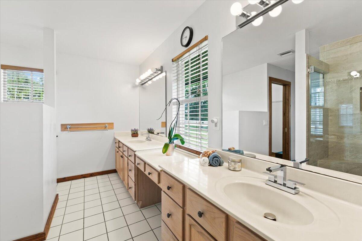 Acreage & Unrec - Residential