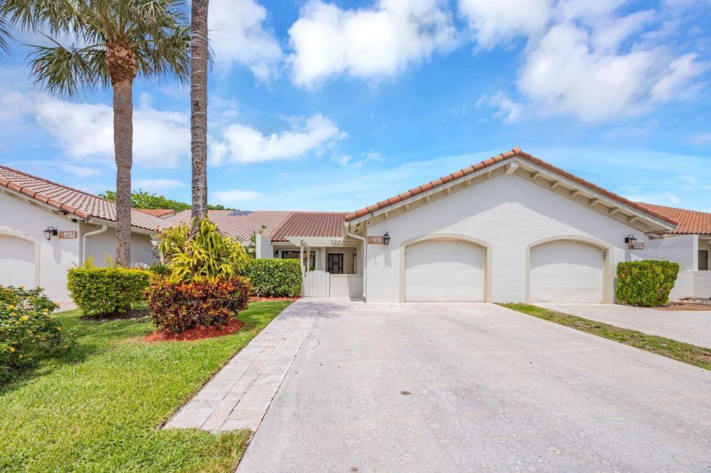 Photo of 21613 Coronado Avenue, Boca Raton, FL 33433 (MLS # R11092131)