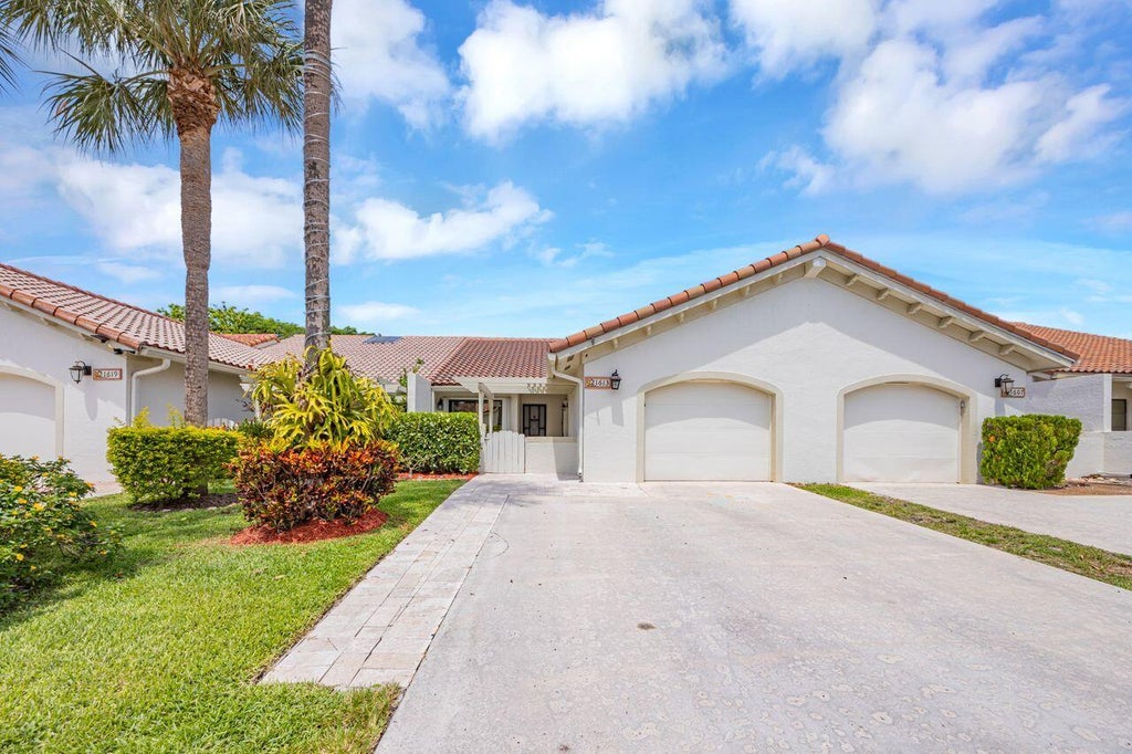 Photo of 21613 Coronado Avenue, Boca Raton, FL 33433 (MLS # R11092131)