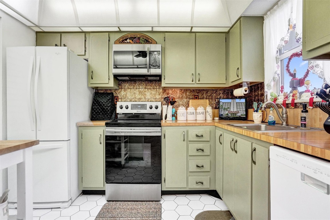 Hi Greens of inverrary - Residential