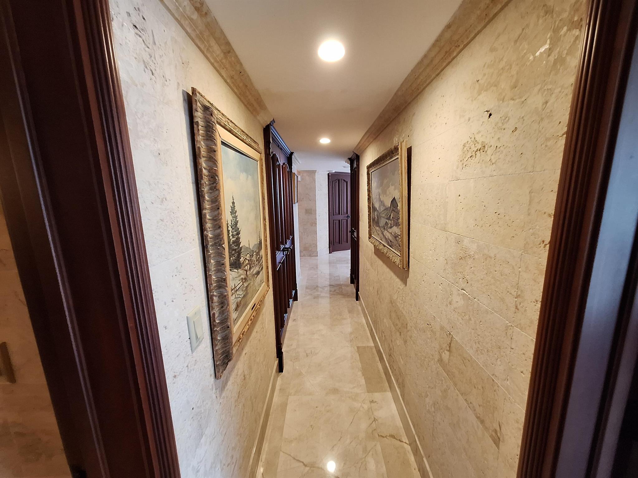 OCEANTREE CONDO - Residential Lease