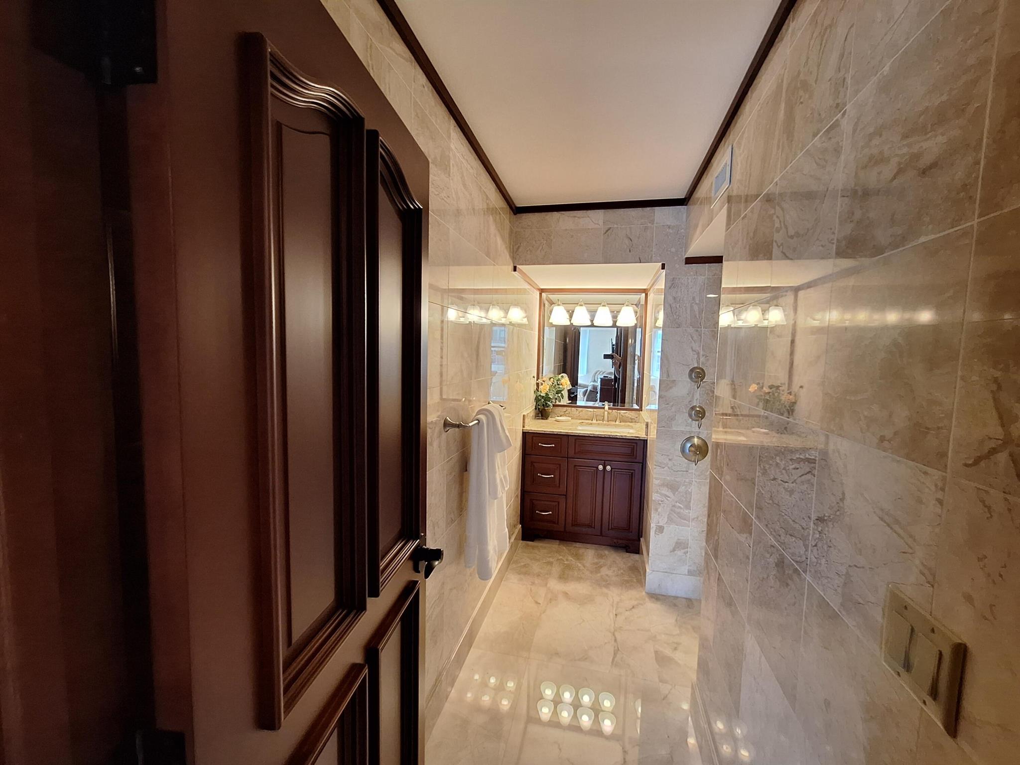 OCEANTREE CONDO - Residential Lease