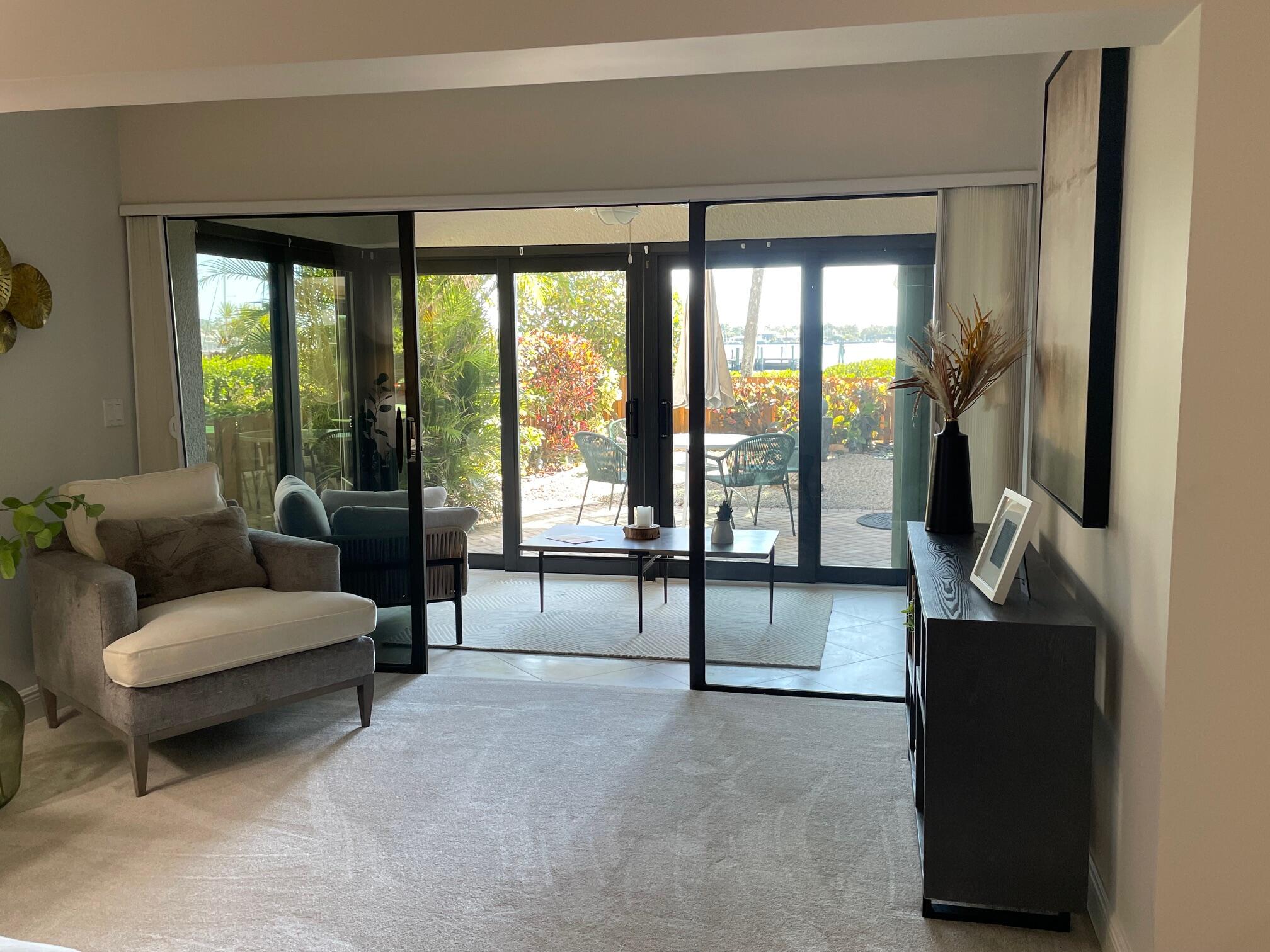 TWELVE OAKS CONDO - Residential