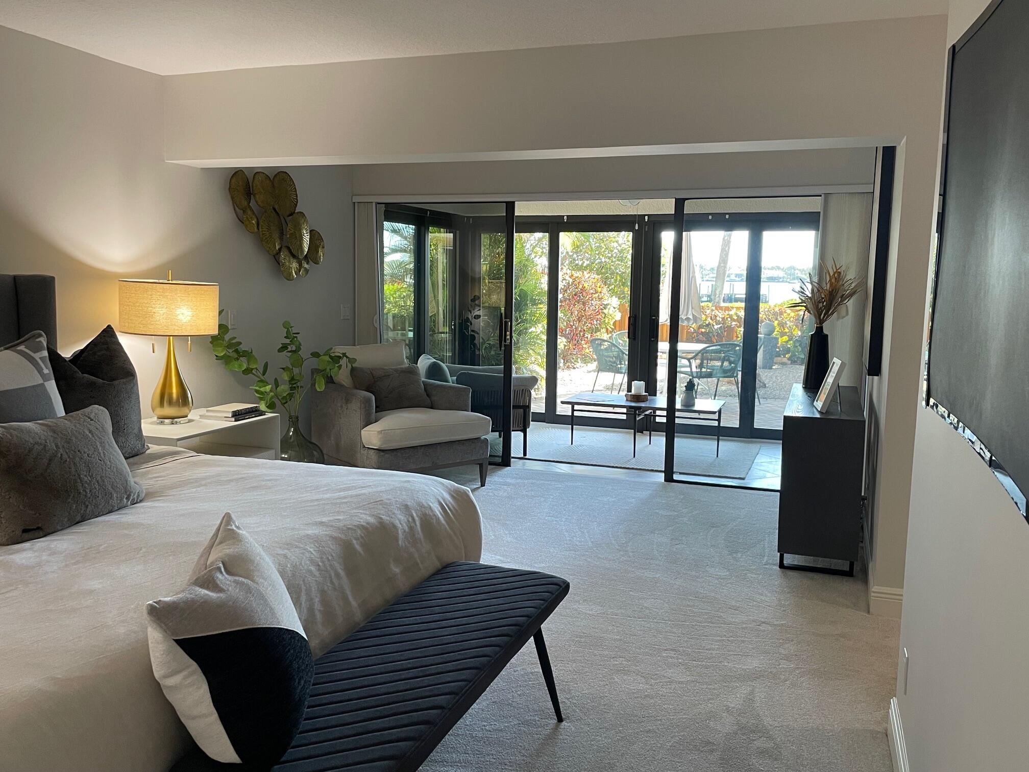 TWELVE OAKS CONDO - Residential