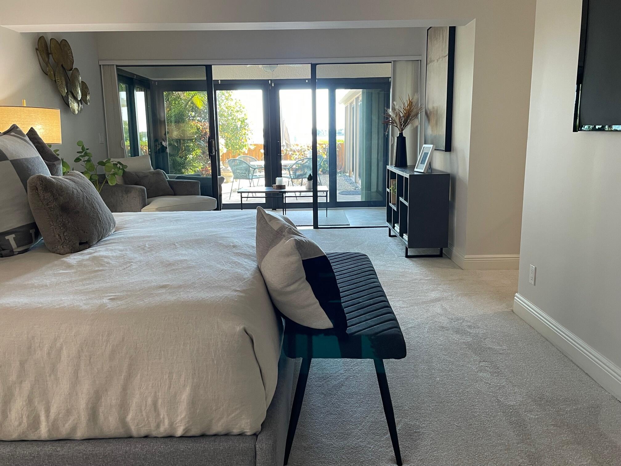 TWELVE OAKS CONDO - Residential