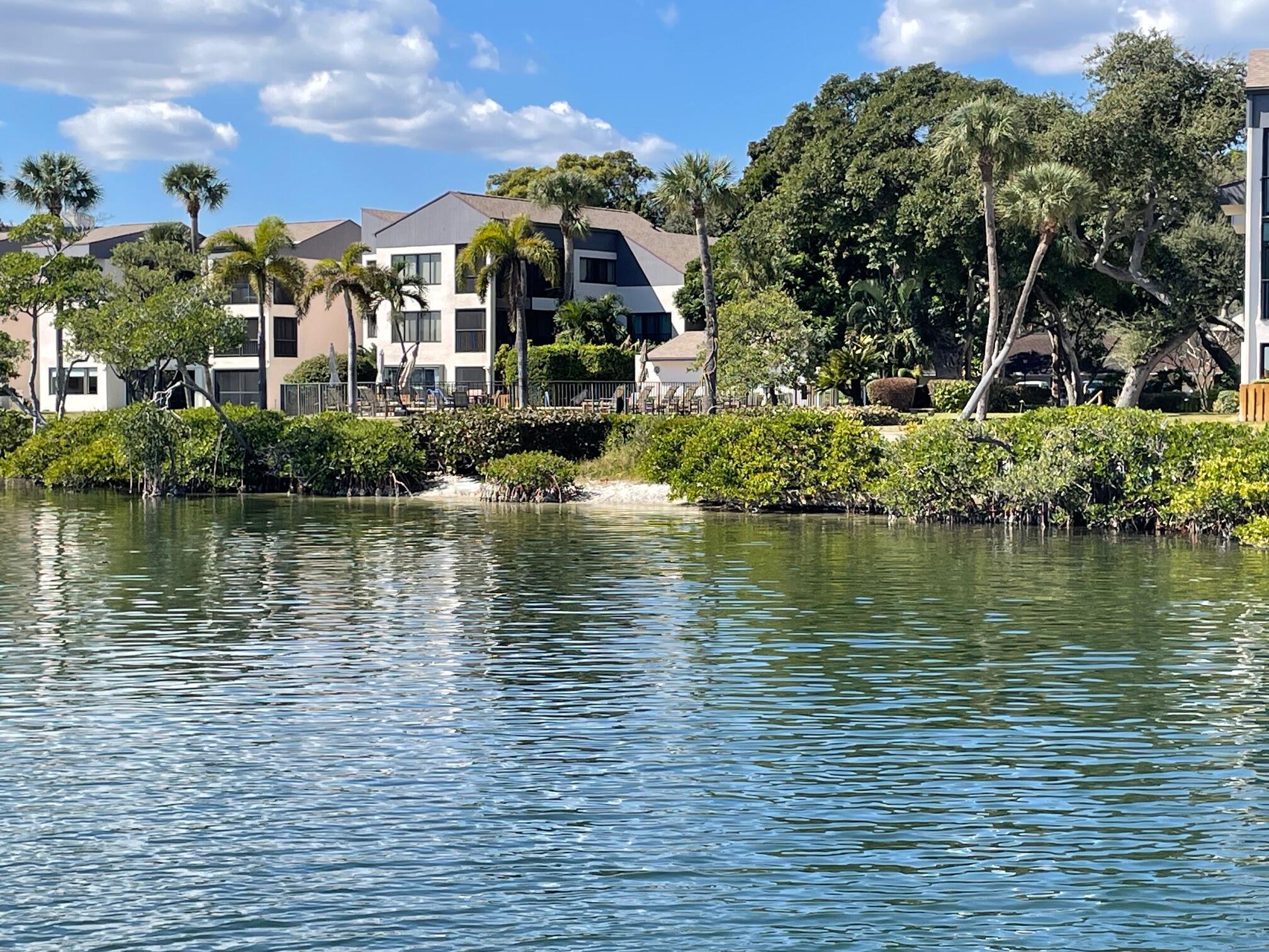 TWELVE OAKS CONDO - Residential