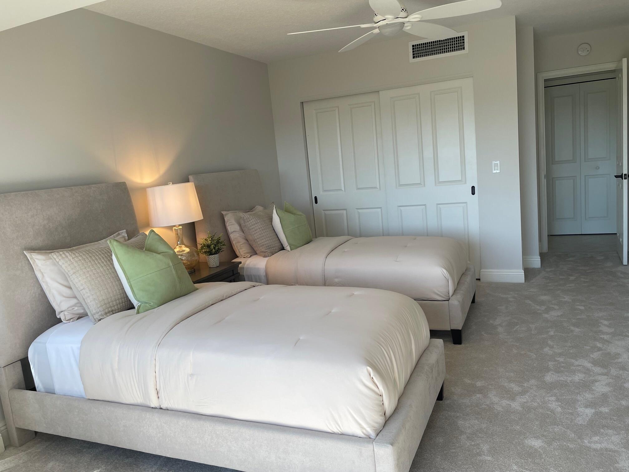 TWELVE OAKS CONDO - Residential