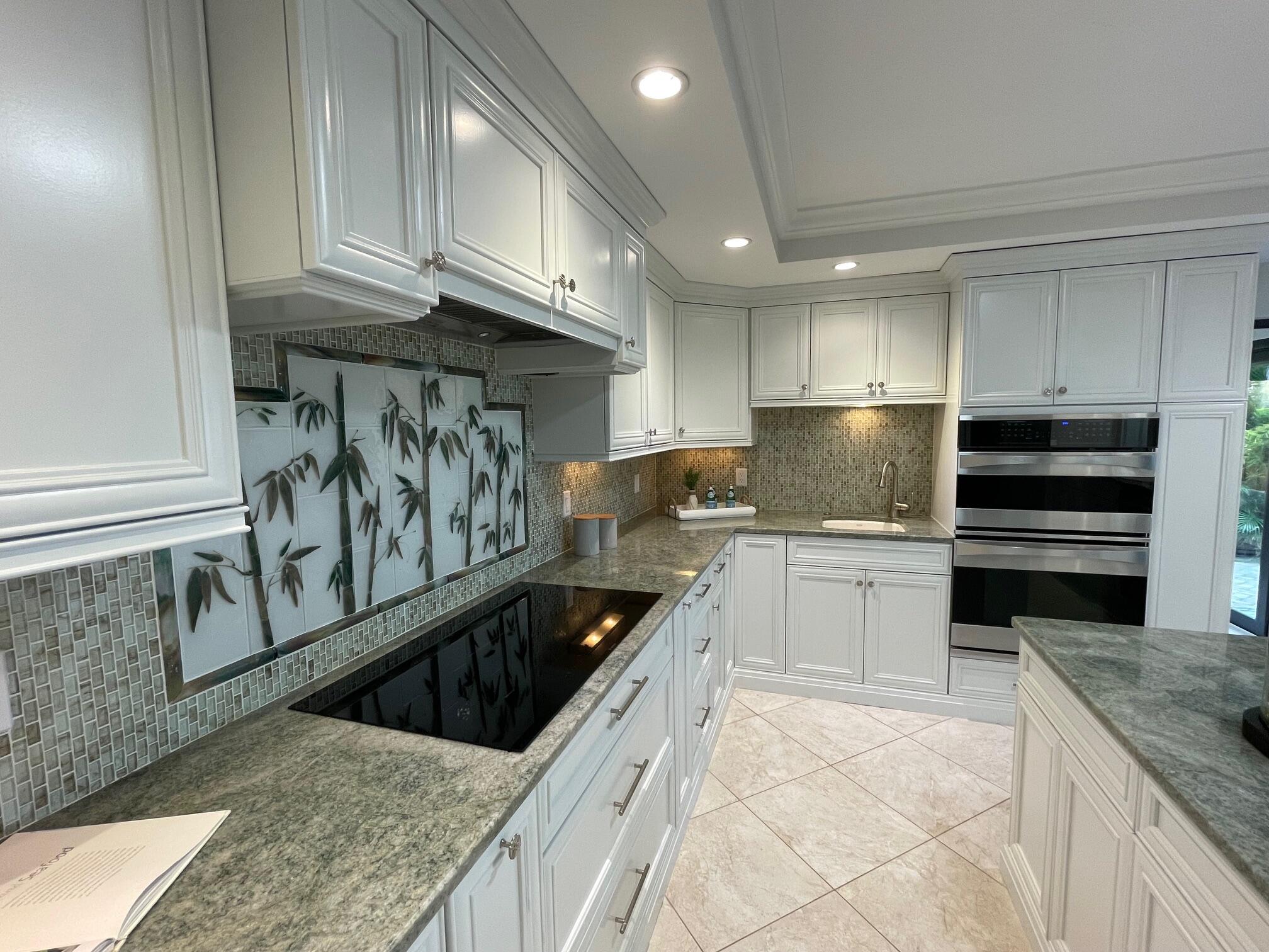 TWELVE OAKS CONDO - Residential