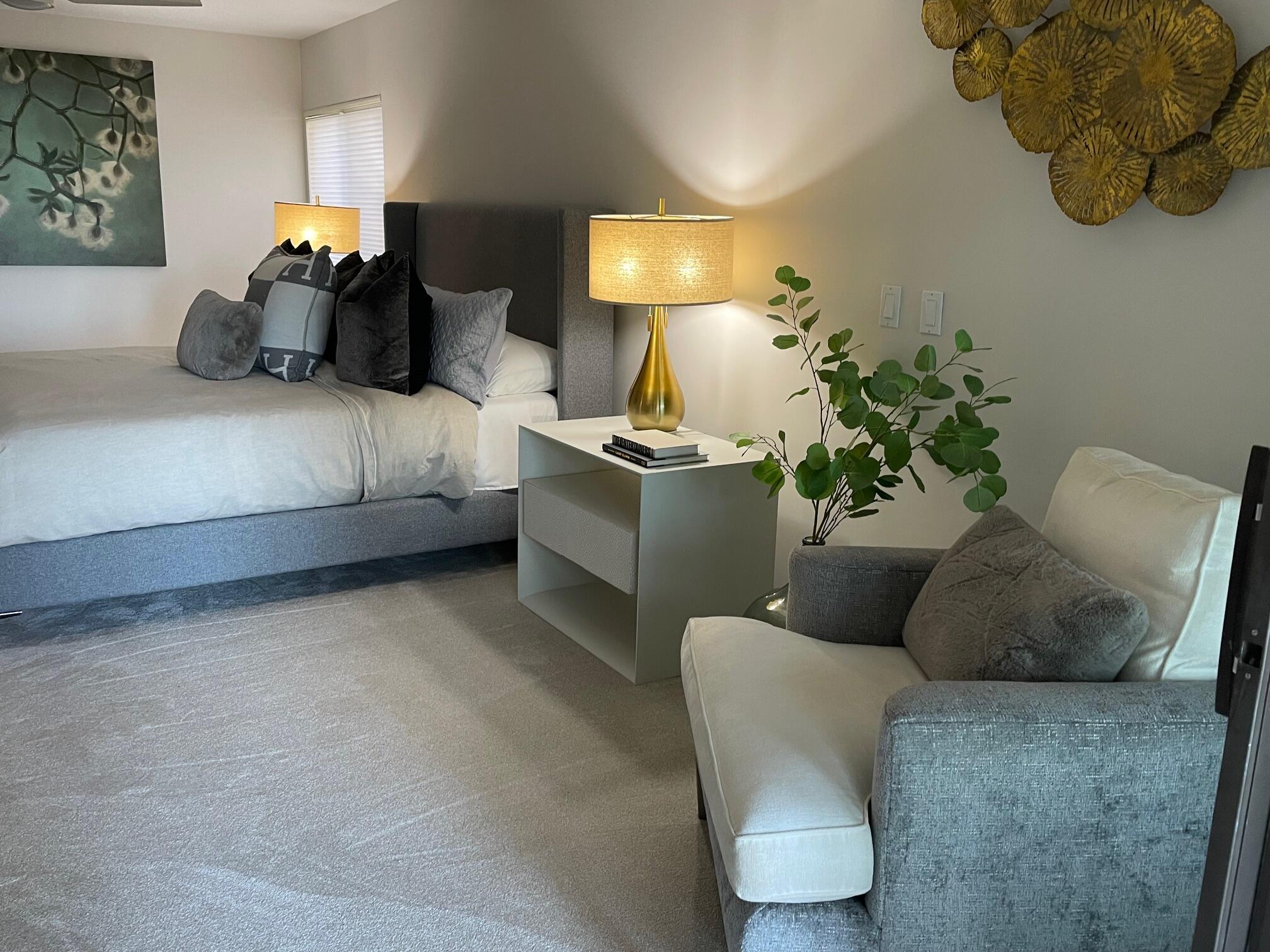 TWELVE OAKS CONDO - Residential