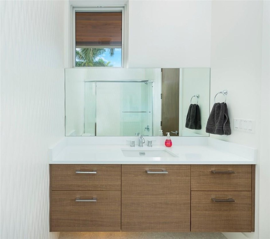 Navarro Isle 15-40 B - Residential